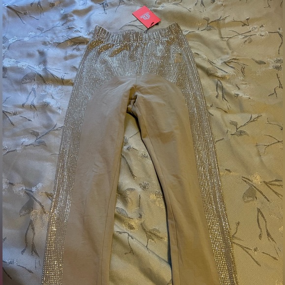 gsuwoo glacier set brand new never worn. - Picture 4 of 5